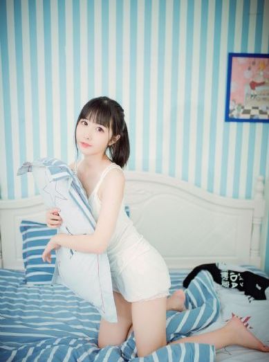 日韩女装搭配_4K高清免费观看